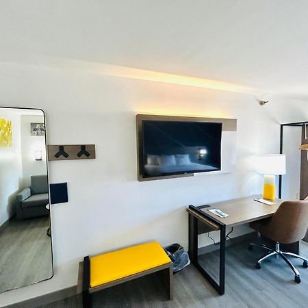 Comfort Suites Terre Haute University Area Εξωτερικό φωτογραφία