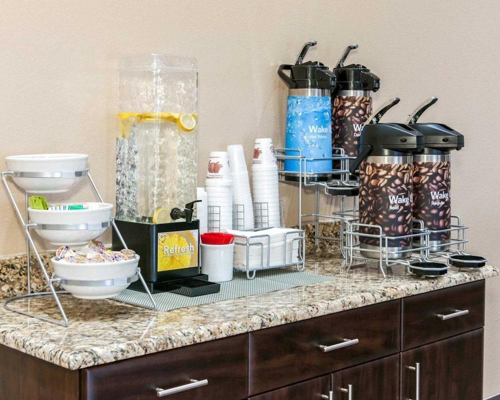 Comfort Suites Terre Haute University Area Εξωτερικό φωτογραφία