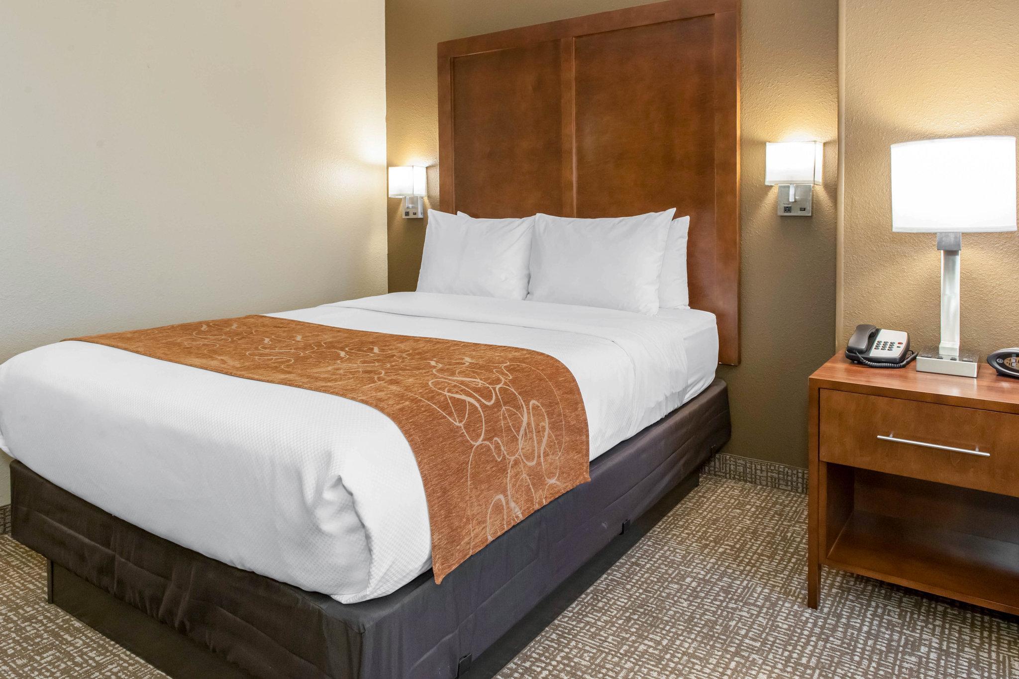 Comfort Suites Terre Haute University Area Εξωτερικό φωτογραφία