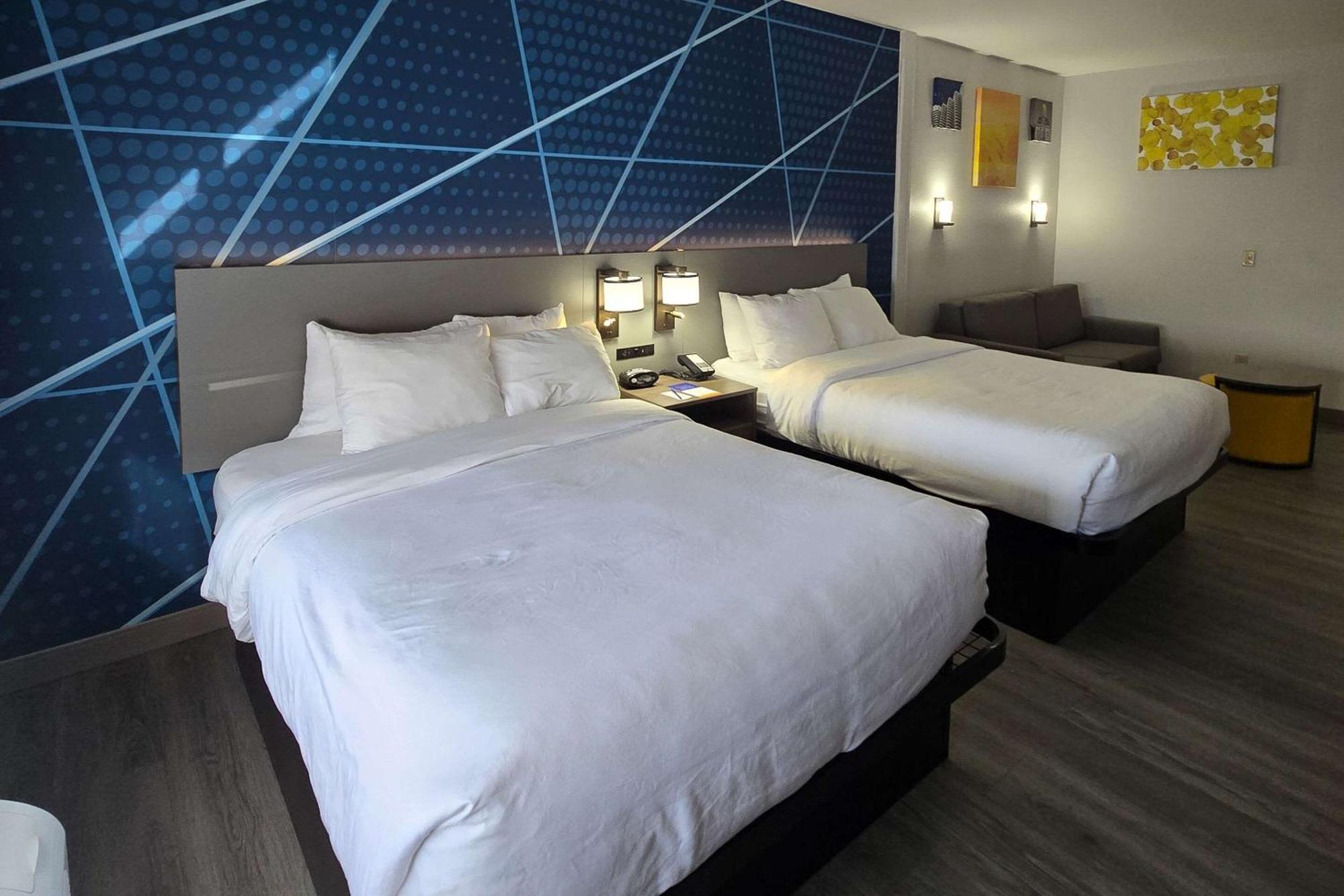 Comfort Suites Terre Haute University Area Εξωτερικό φωτογραφία