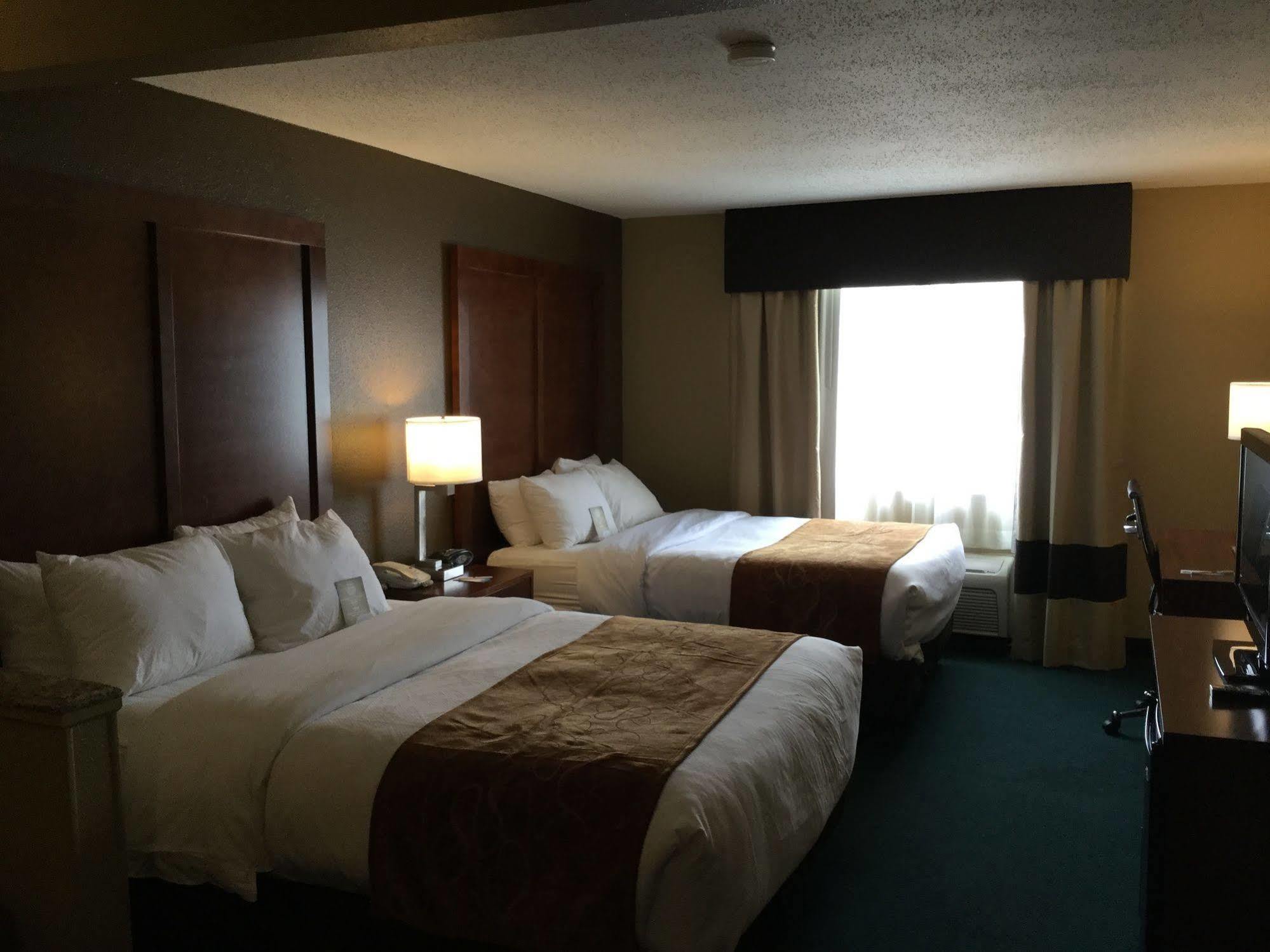 Comfort Suites Terre Haute University Area Εξωτερικό φωτογραφία